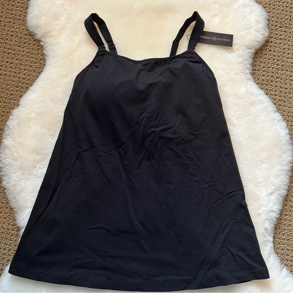 Black signature cotton nursing tank M